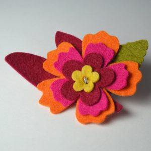 Broche en feutrine – multicolore